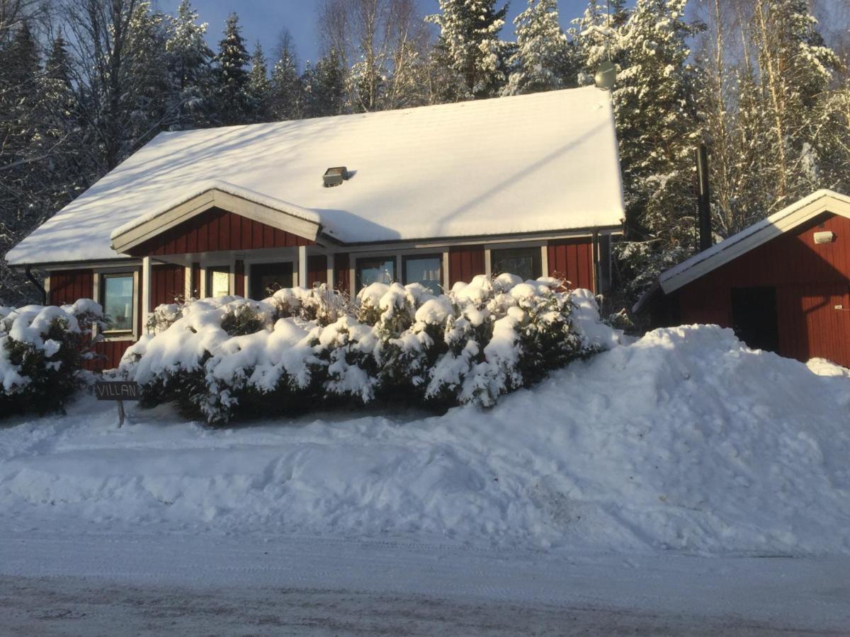 Romme stugby Hotell Borlänge Eksteriør bilde