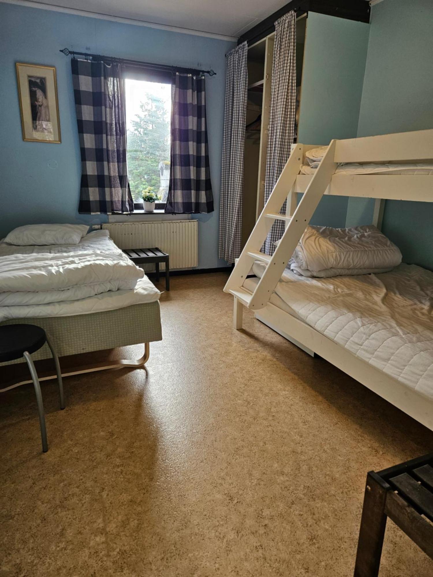 Romme stugby Hotell Borlänge Eksteriør bilde