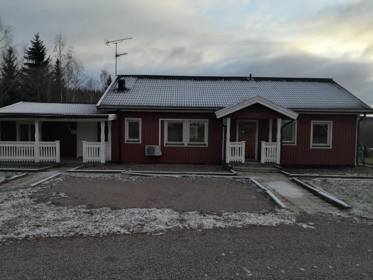 Romme stugby Hotell Borlänge Eksteriør bilde