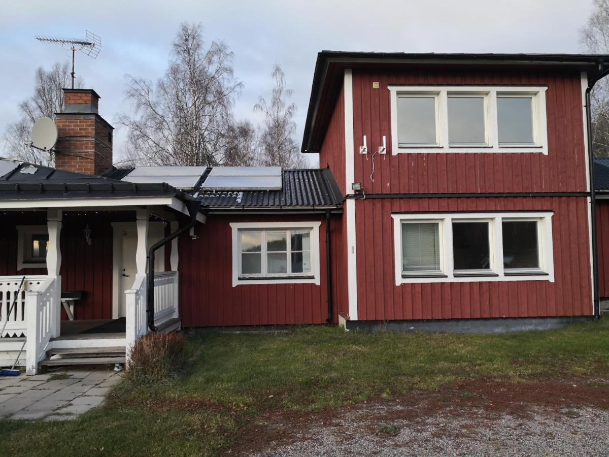Romme stugby Hotell Borlänge Eksteriør bilde