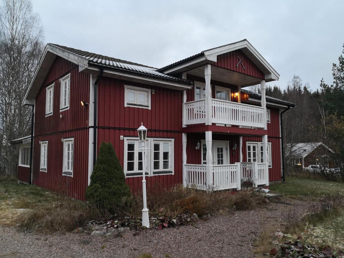 Romme stugby Hotell Borlänge Eksteriør bilde