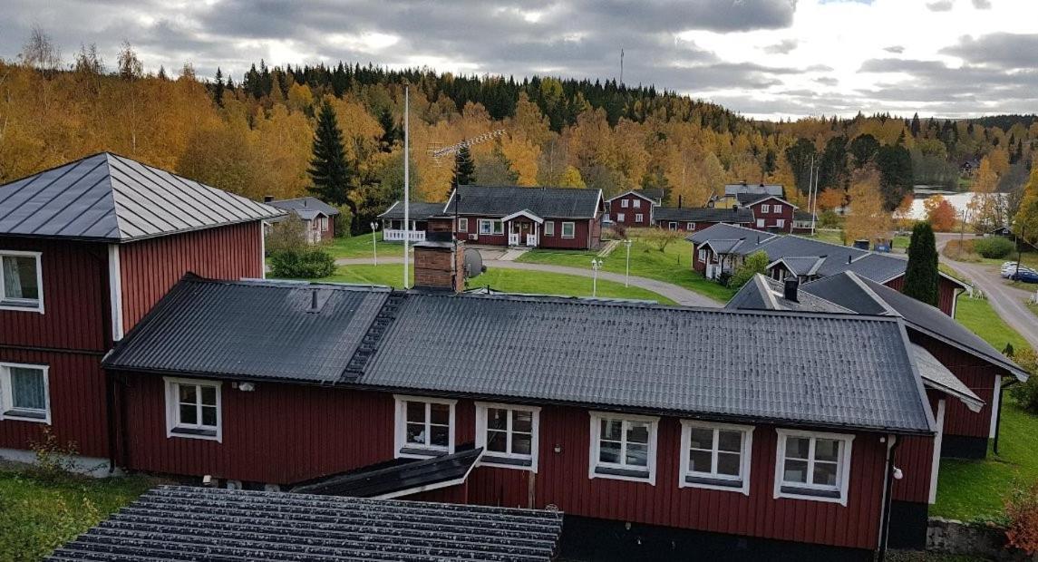 Romme stugby Hotell Borlänge Eksteriør bilde